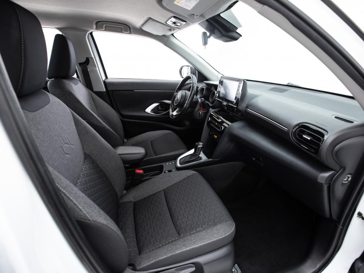 toyota-yaris-cross-2023-hibrido-a-gasolina-1490cc