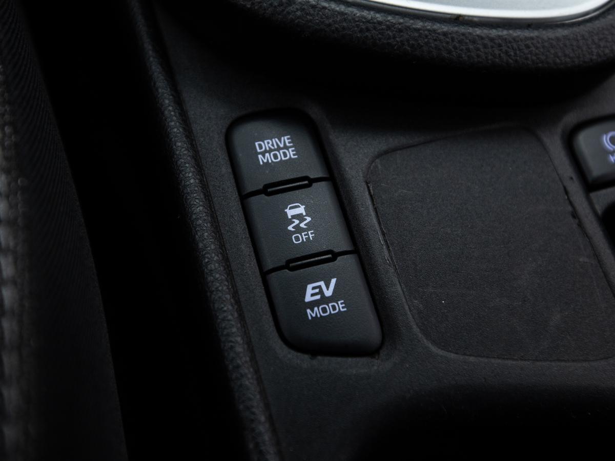 toyota-yaris-cross-2023-hibrido-a-gasolina-1490cc