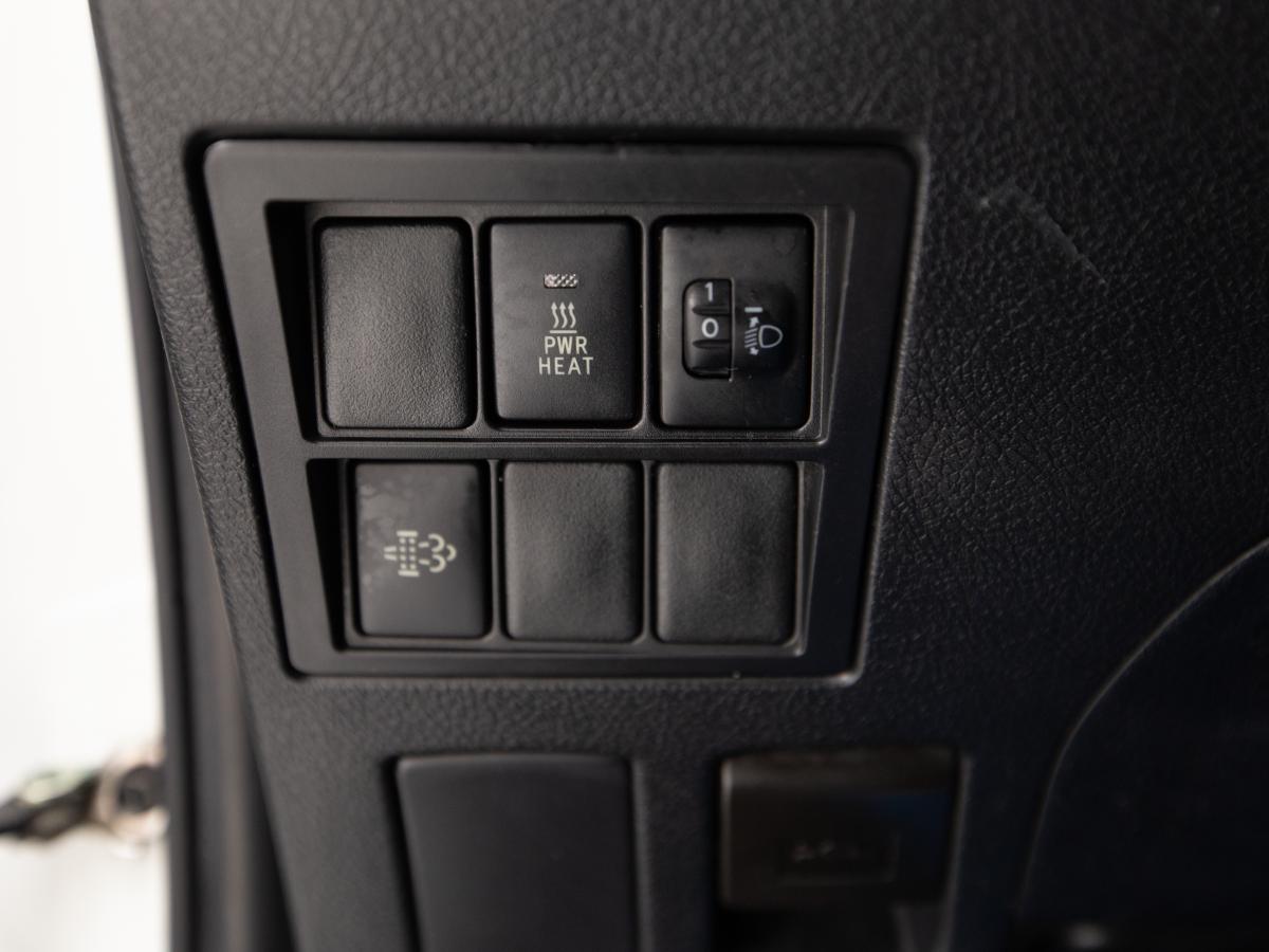 toyota-hilux-2020-diesel-2393cc