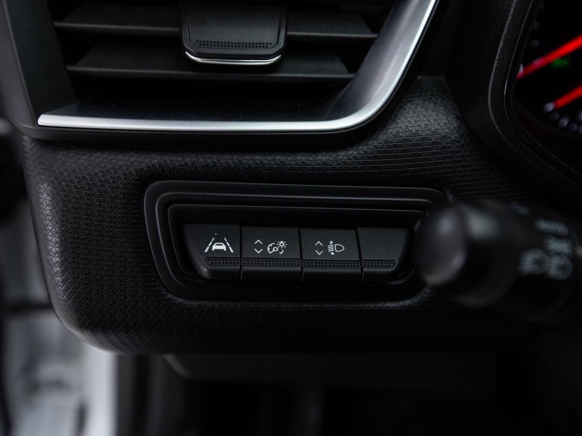 renault-clio-2023-gasolina-999cc