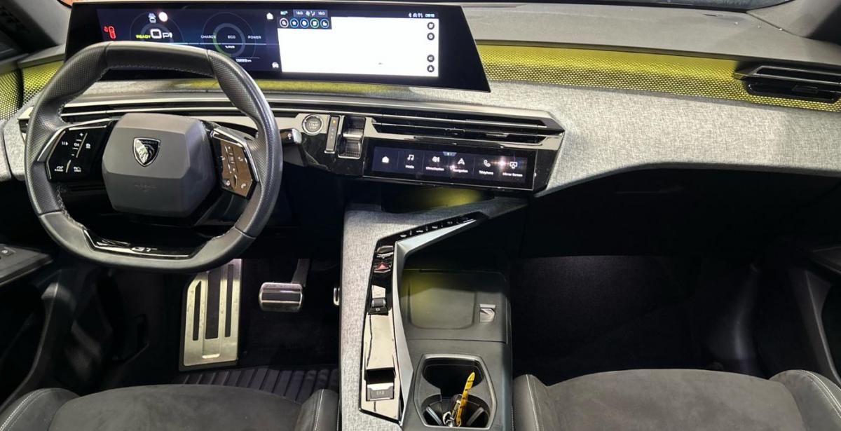 peugeot-e-3008-2024-eletrico-0cc