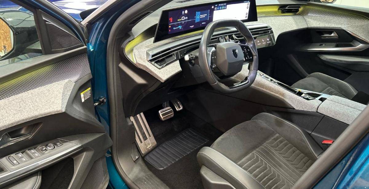 peugeot-e-3008-2024-eletrico-0cc