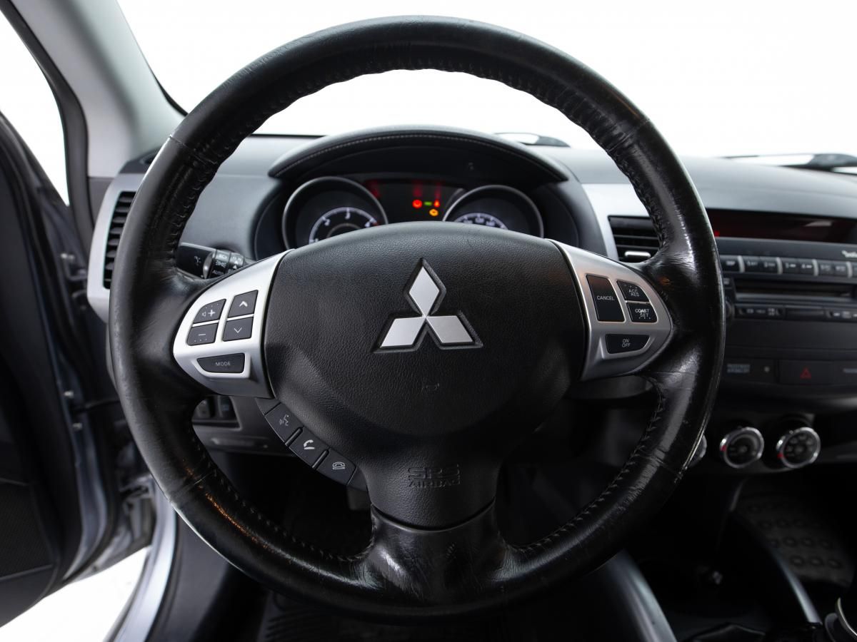 mitsubishi-outlander-2012-diesel-2268cc