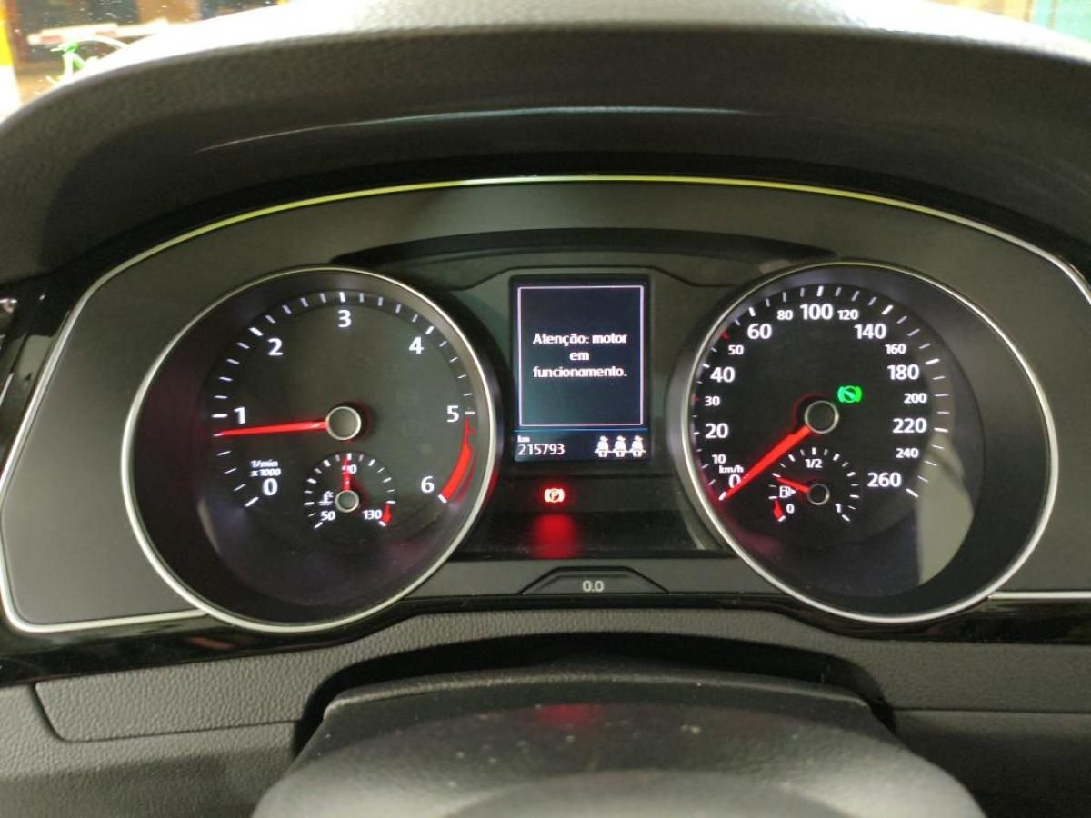 volkswagen-passat-variant-2022-diesel-1968cc