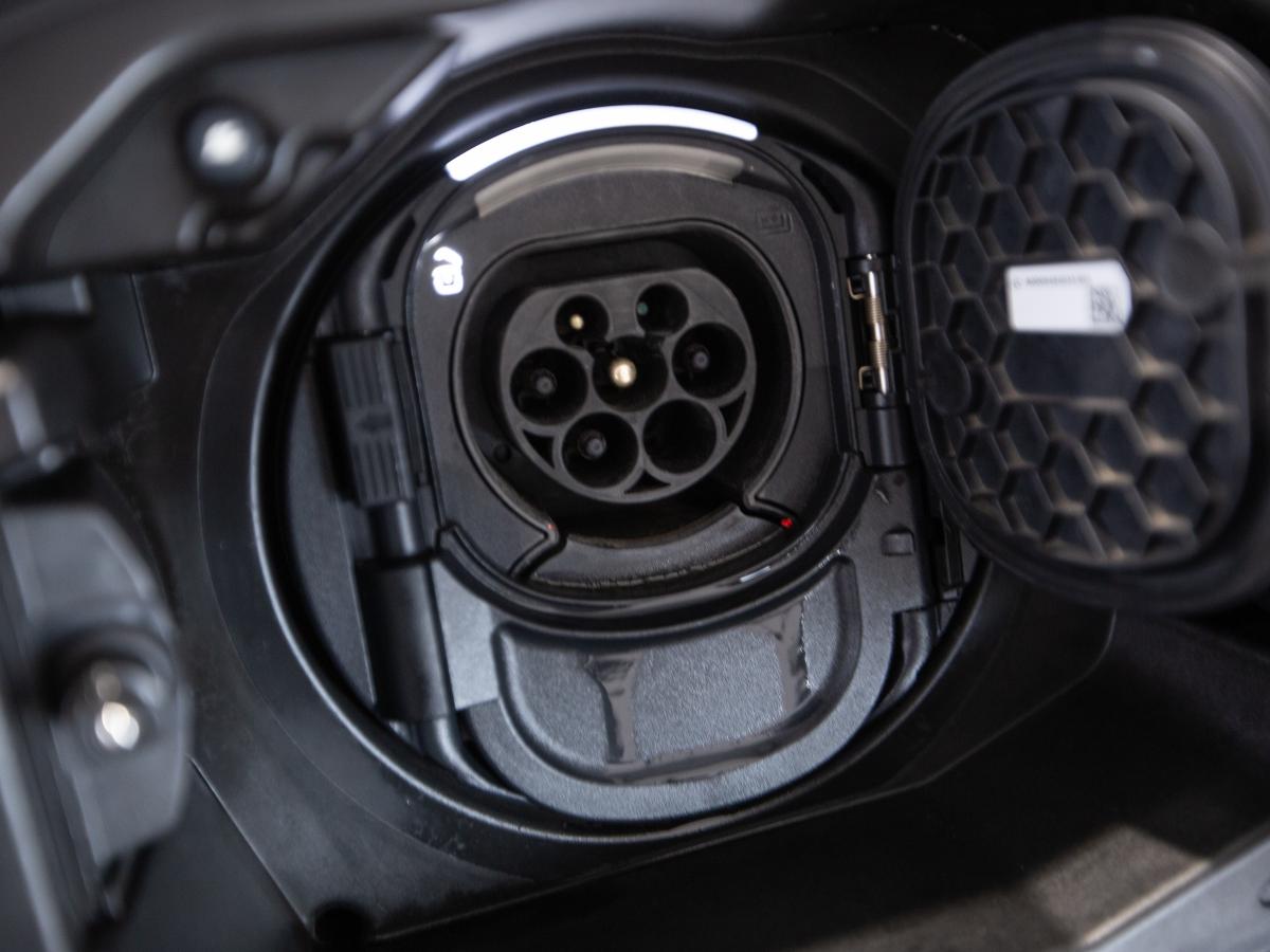 mercedes-benz-classe-a-2021-hibrido-a-gasolina-1332cc