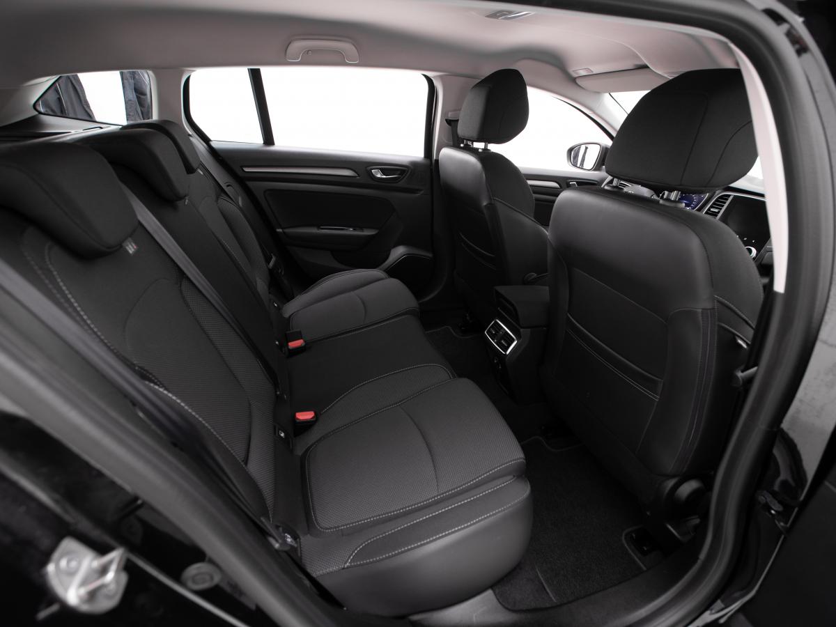 renault-megane-sport-tourer-2024-diesel-1461cc