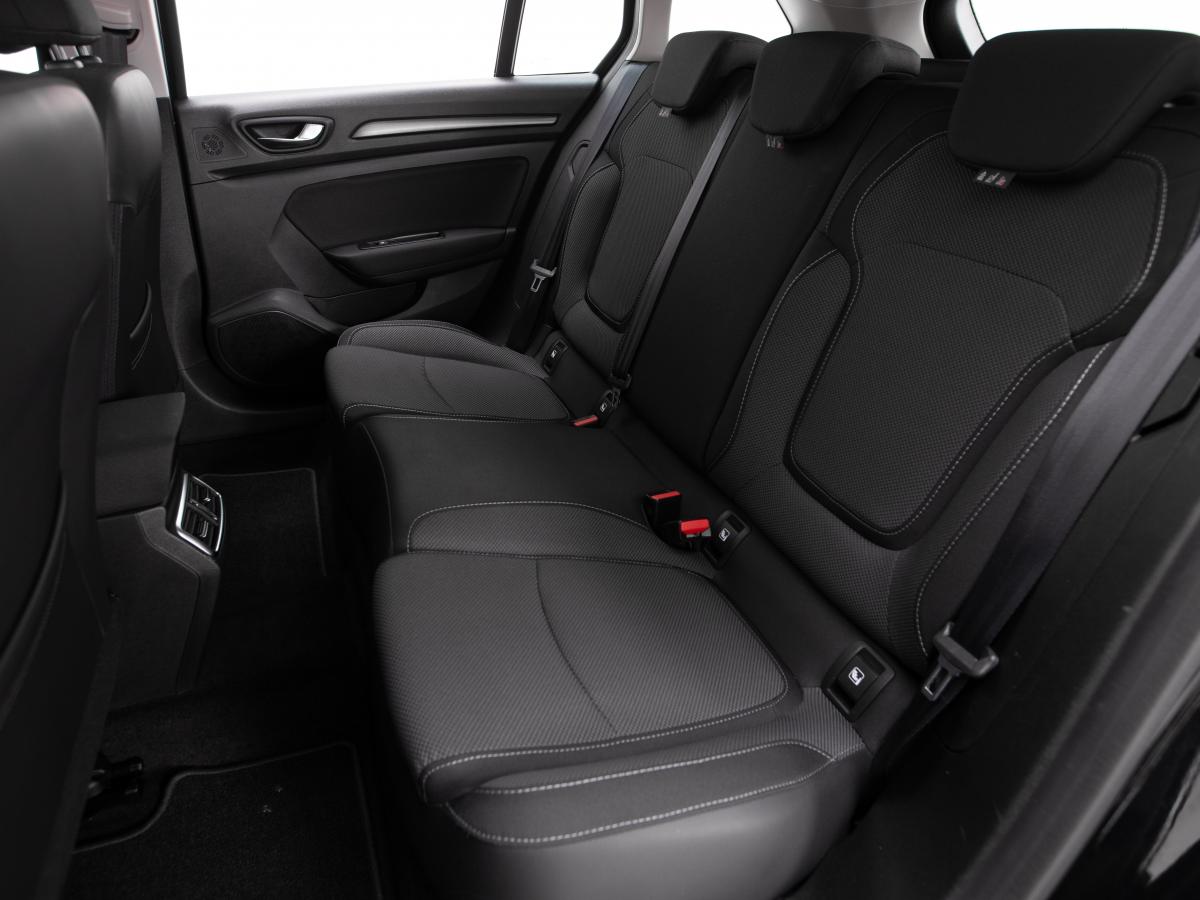 renault-megane-sport-tourer-2024-diesel-1461cc