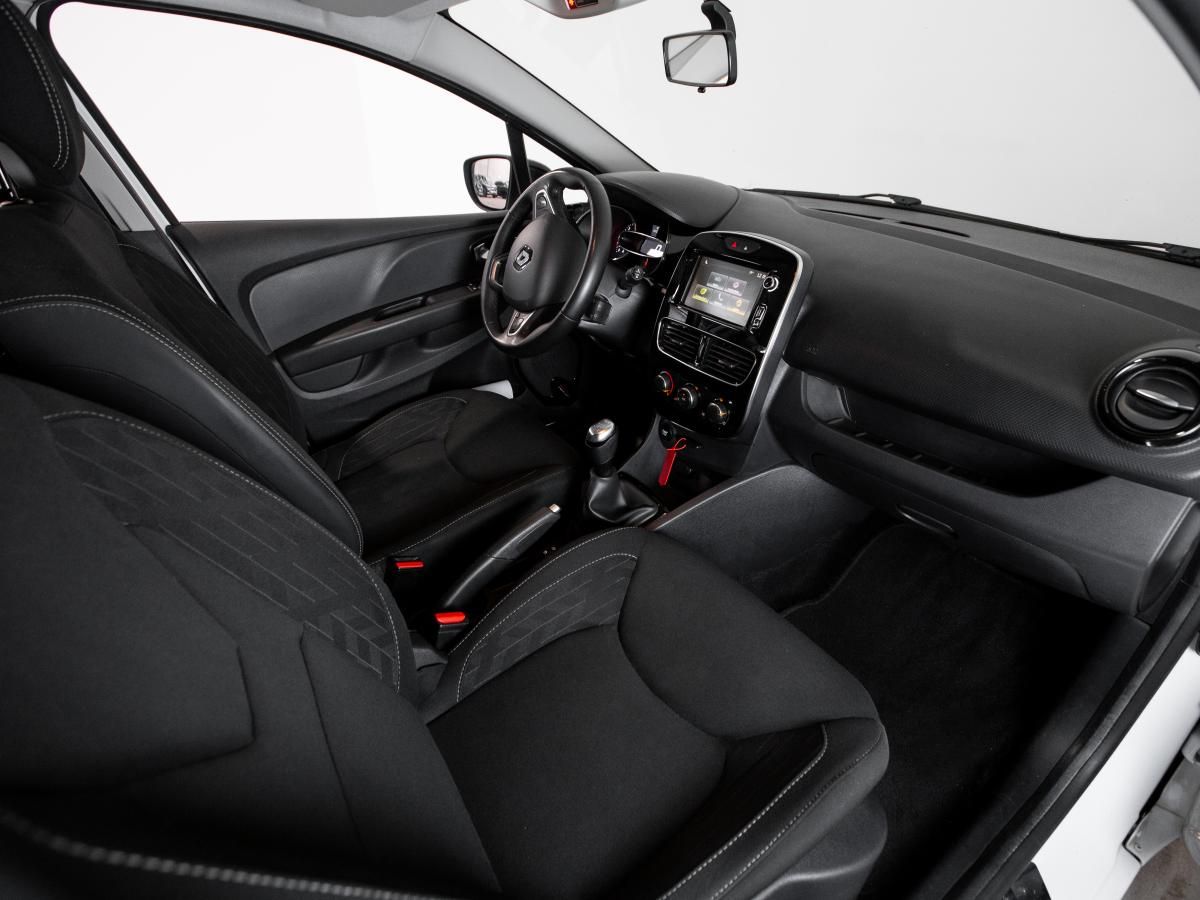 renault-clio-sport-tourer-2019-diesel-1461cc