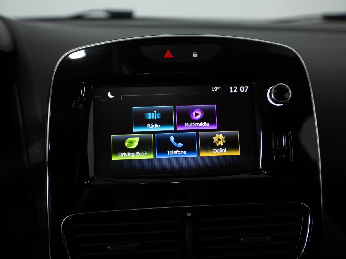 renault-clio-sport-tourer-2019-diesel-1461cc