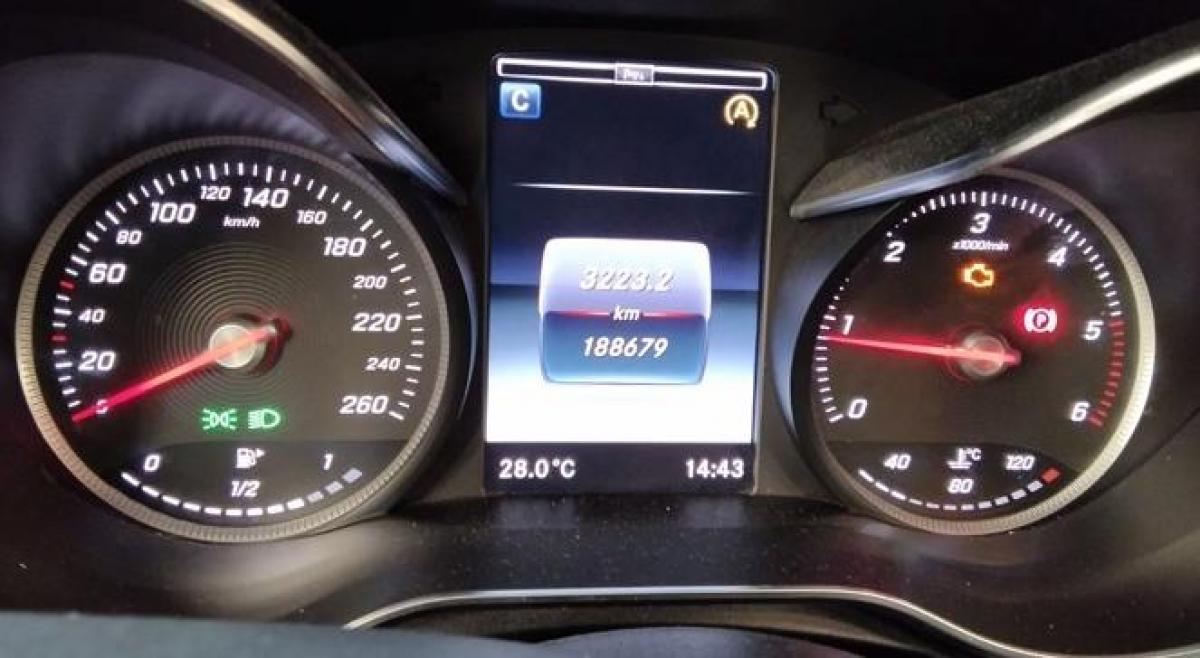 mercedes-benz-classe-c-2015-diesel-1598cc