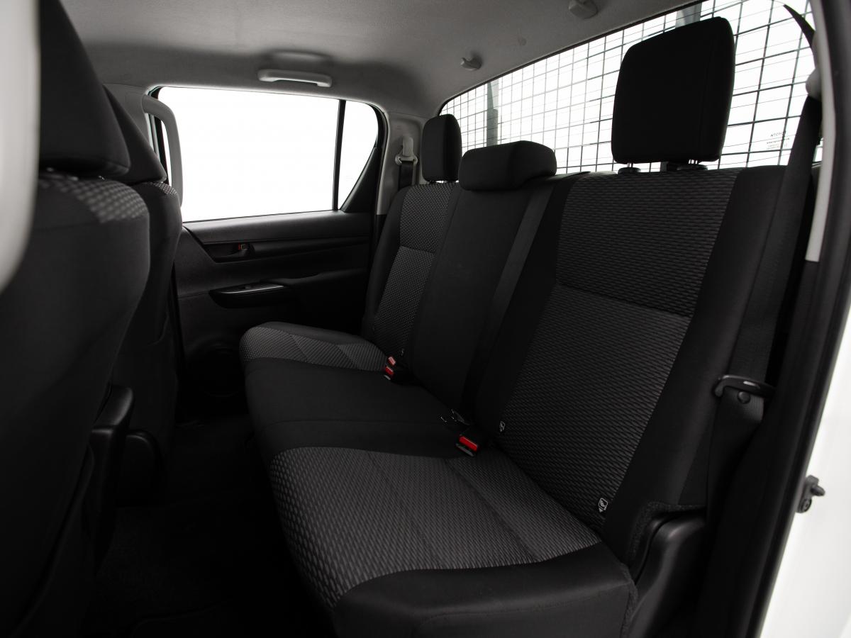 toyota-hilux-2020-diesel-2393cc