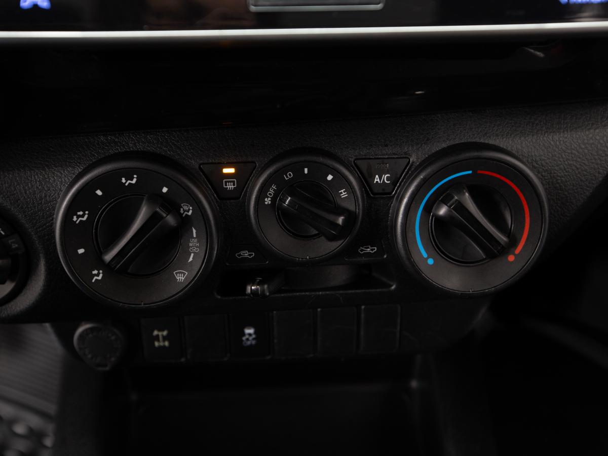 toyota-hilux-2020-diesel-2393cc