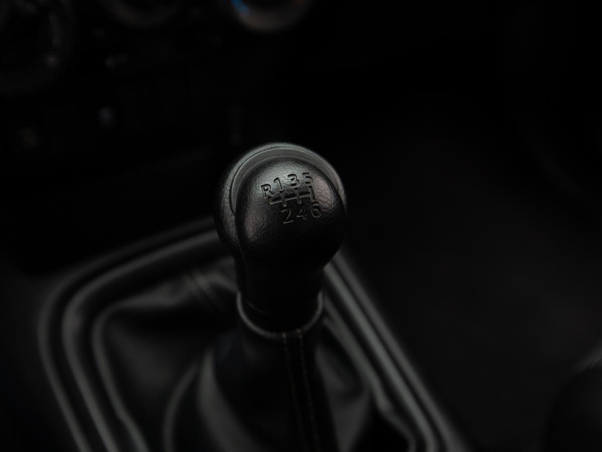 toyota-hilux-2020-diesel-2393cc
