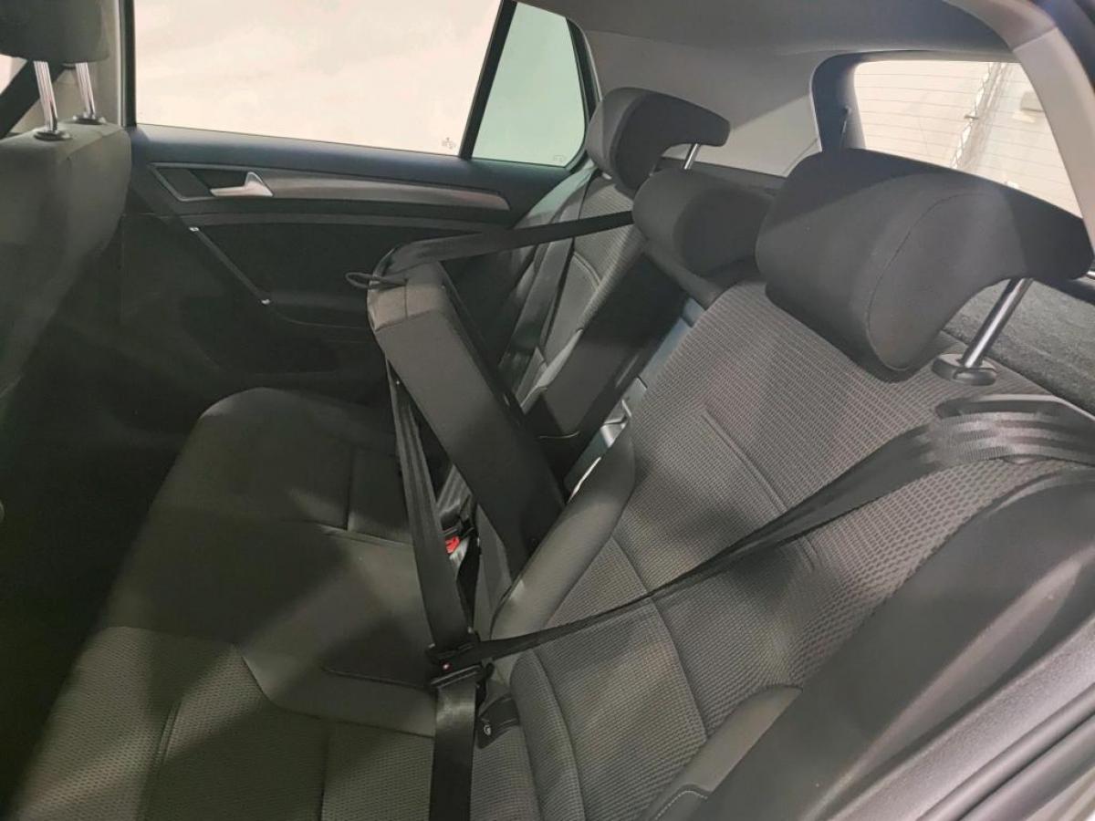 volkswagen-golf-2020-diesel-1598cc