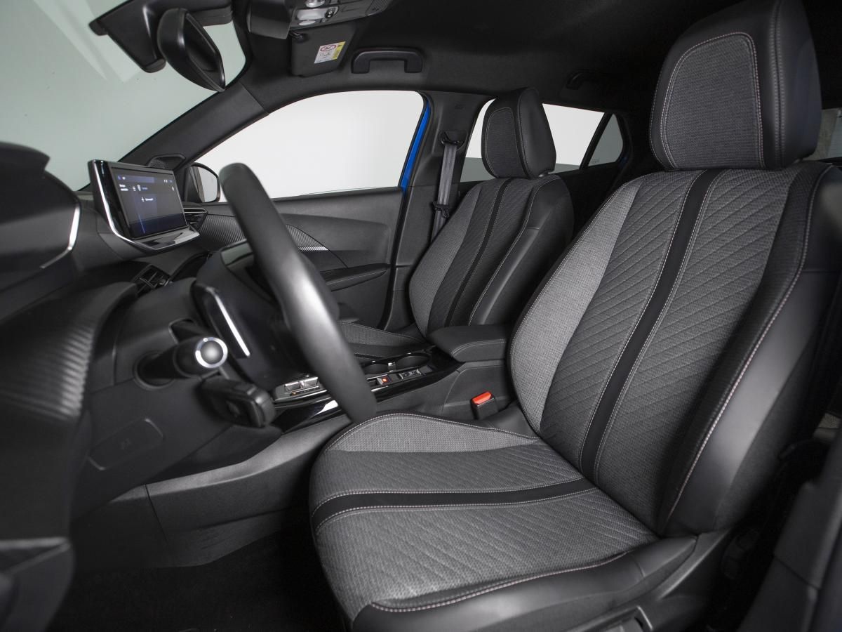 peugeot-2008-2024-gasolina-1199cc