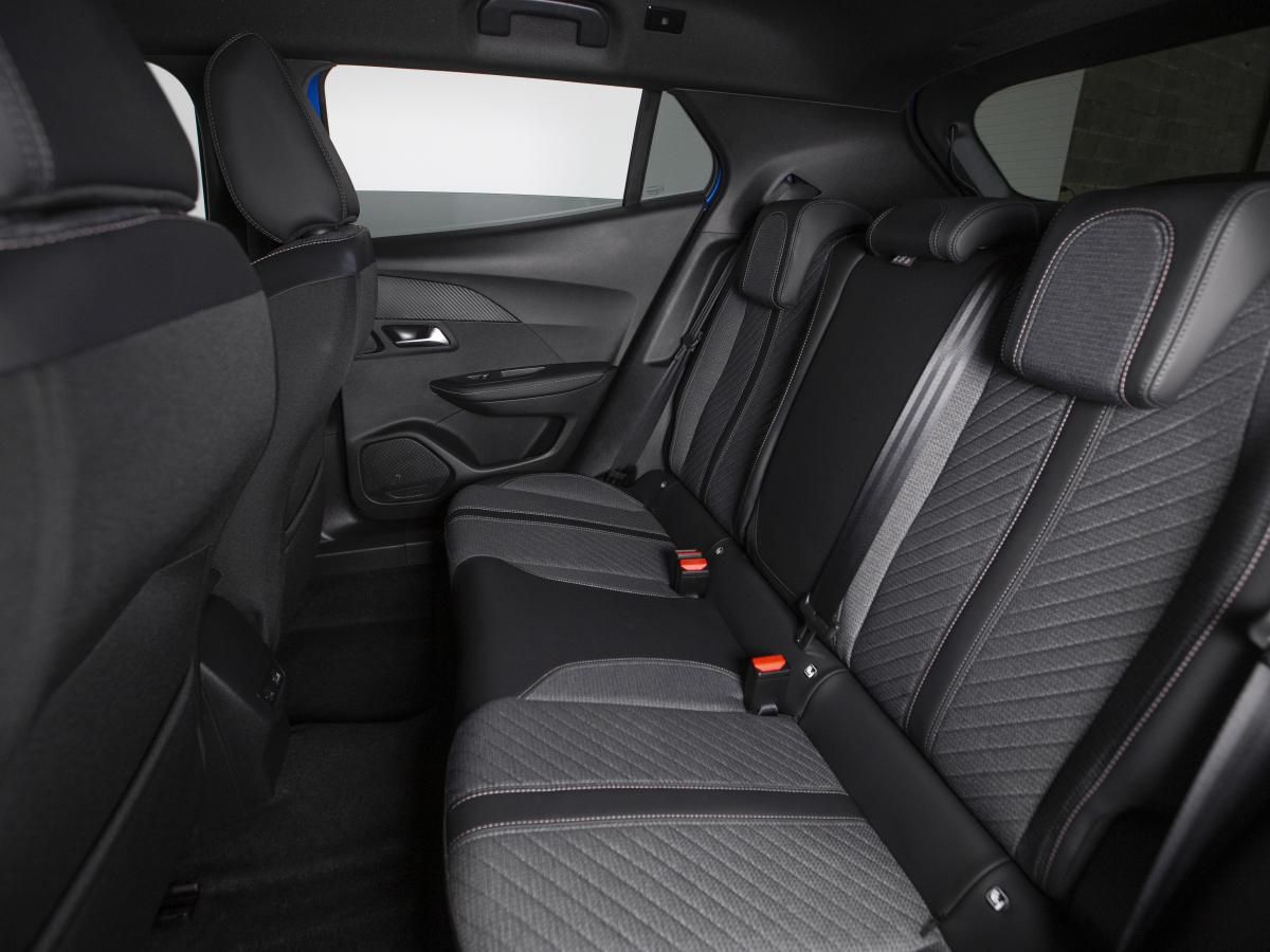 peugeot-2008-2024-gasolina-1199cc