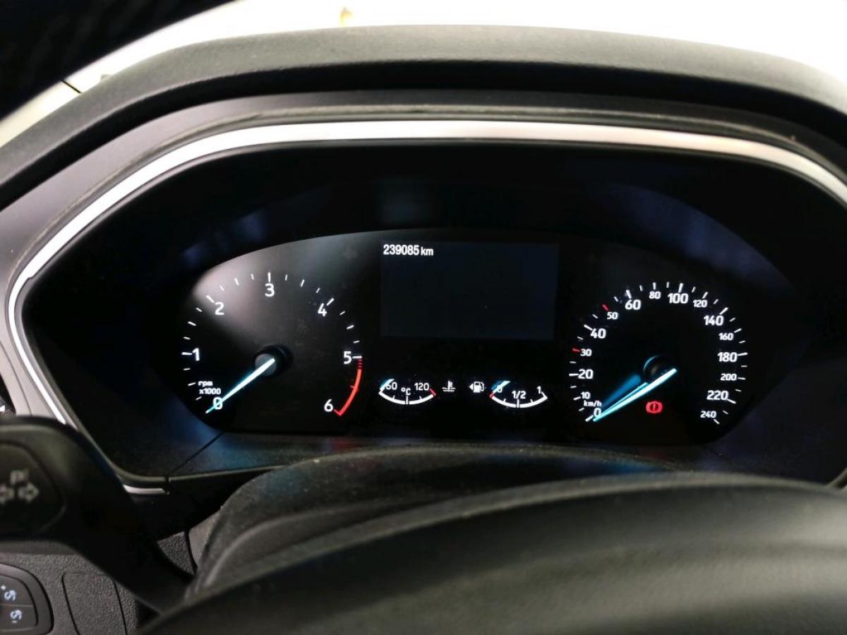ford-focus-sw-2021-diesel-1499cc