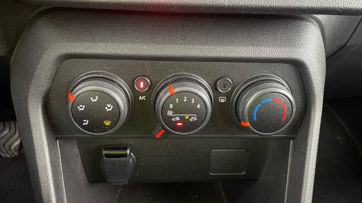 dacia-sandero-2024-gpl-999cc