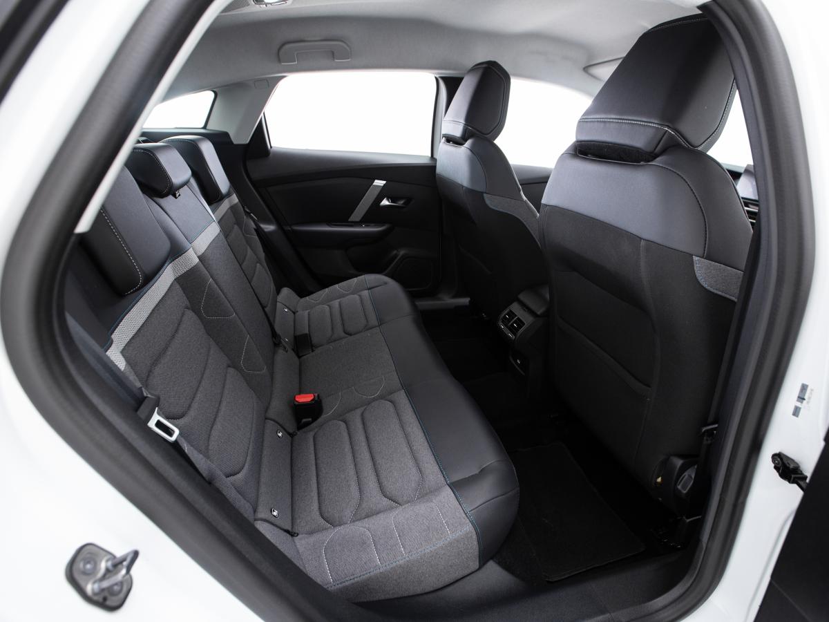 citroen-c4-2024-gasolina-1199cc