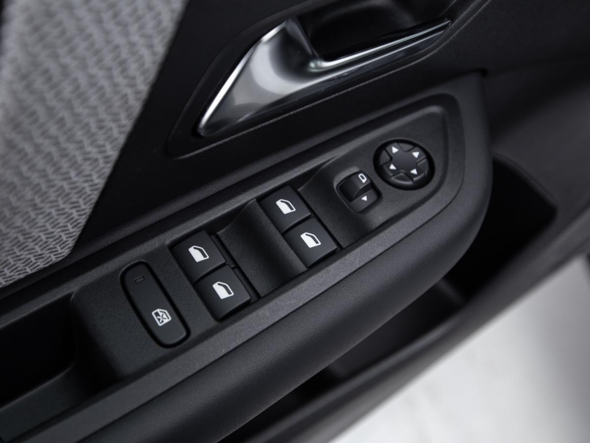 citroen-c4-2024-gasolina-1199cc