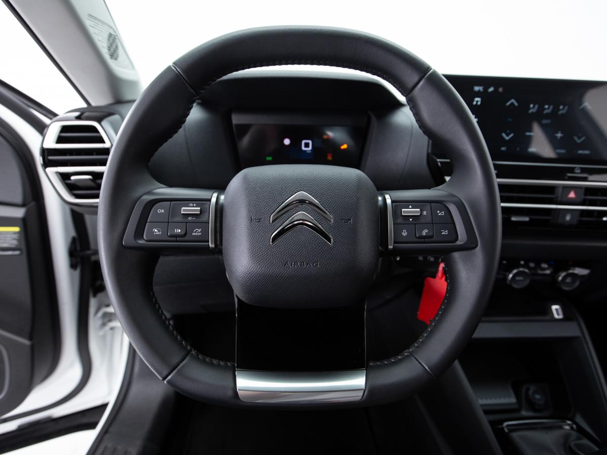 citroen-c4-2024-gasolina-1199cc
