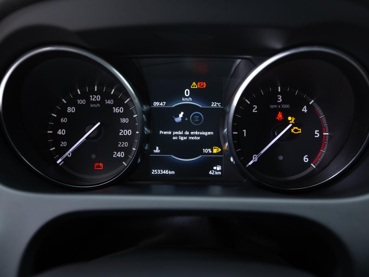 land-rover-discovery-sport-2016-diesel-1999cc