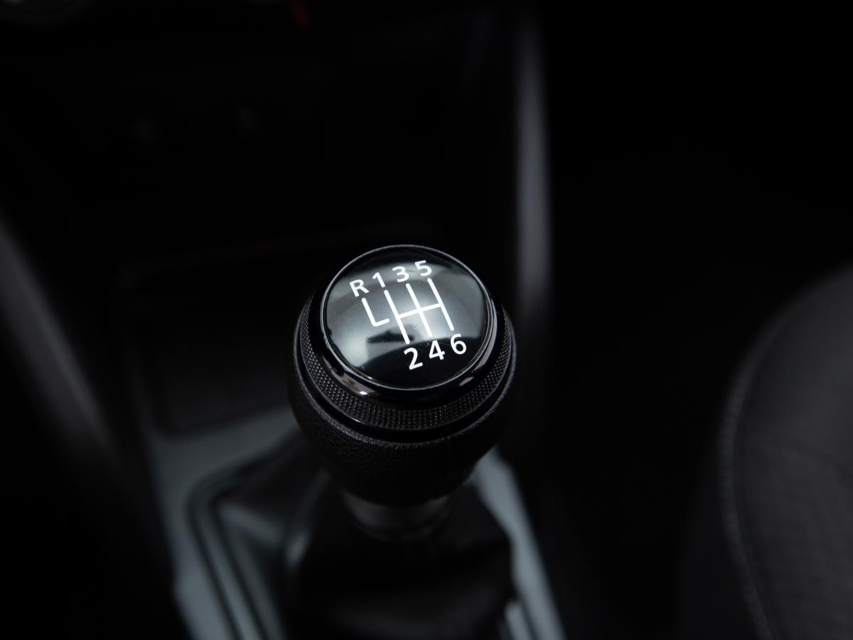 dacia-duster-2023-gpl-999cc
