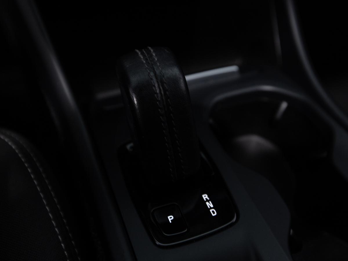 volvo-xc40-2020-hibrido-a-gasolina-1477cc