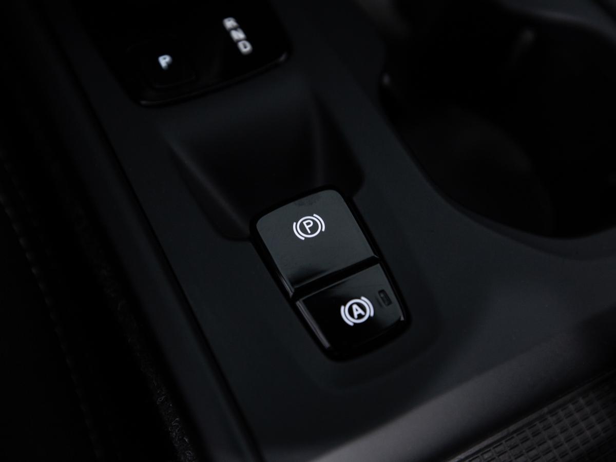 volvo-xc40-2020-hibrido-a-gasolina-1477cc
