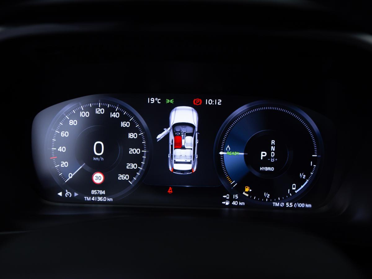 volvo-xc40-2020-hibrido-a-gasolina-1477cc