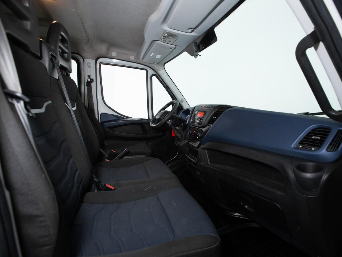 iveco-daily-2021-diesel-2998cc