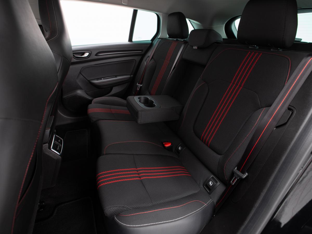 renault-megane-sport-tourer-2022-diesel-1461cc