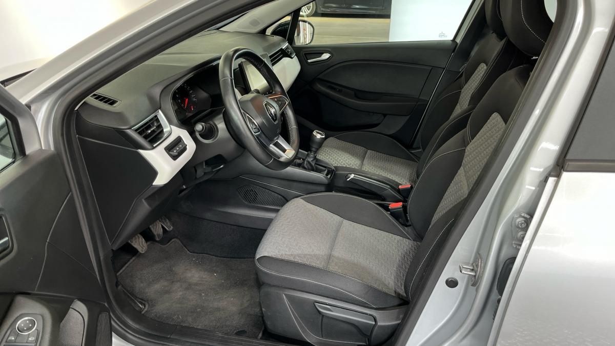 renault-clio-2023-diesel-1461cc