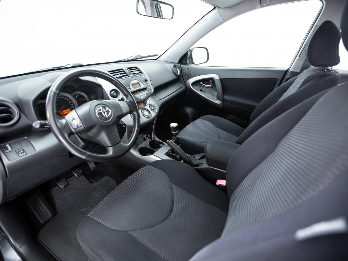toyota-rav4-2006-diesel-2231cc