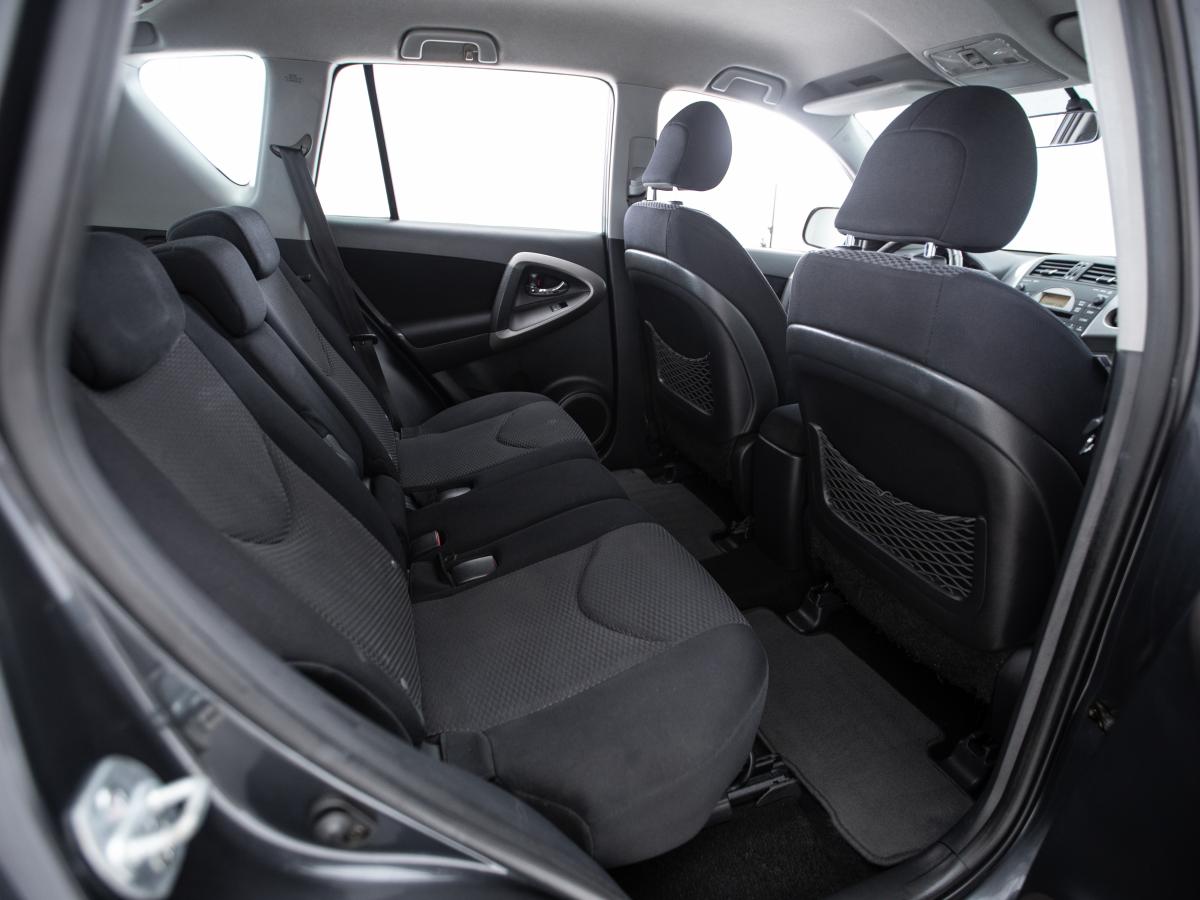 toyota-rav4-2006-diesel-2231cc