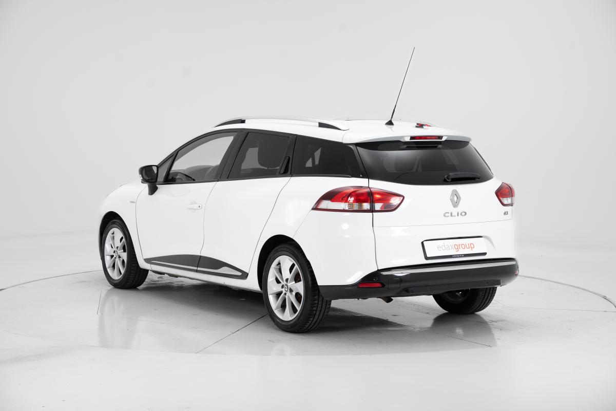 renault-clio-sport-tourer-2016-diesel-1461cc