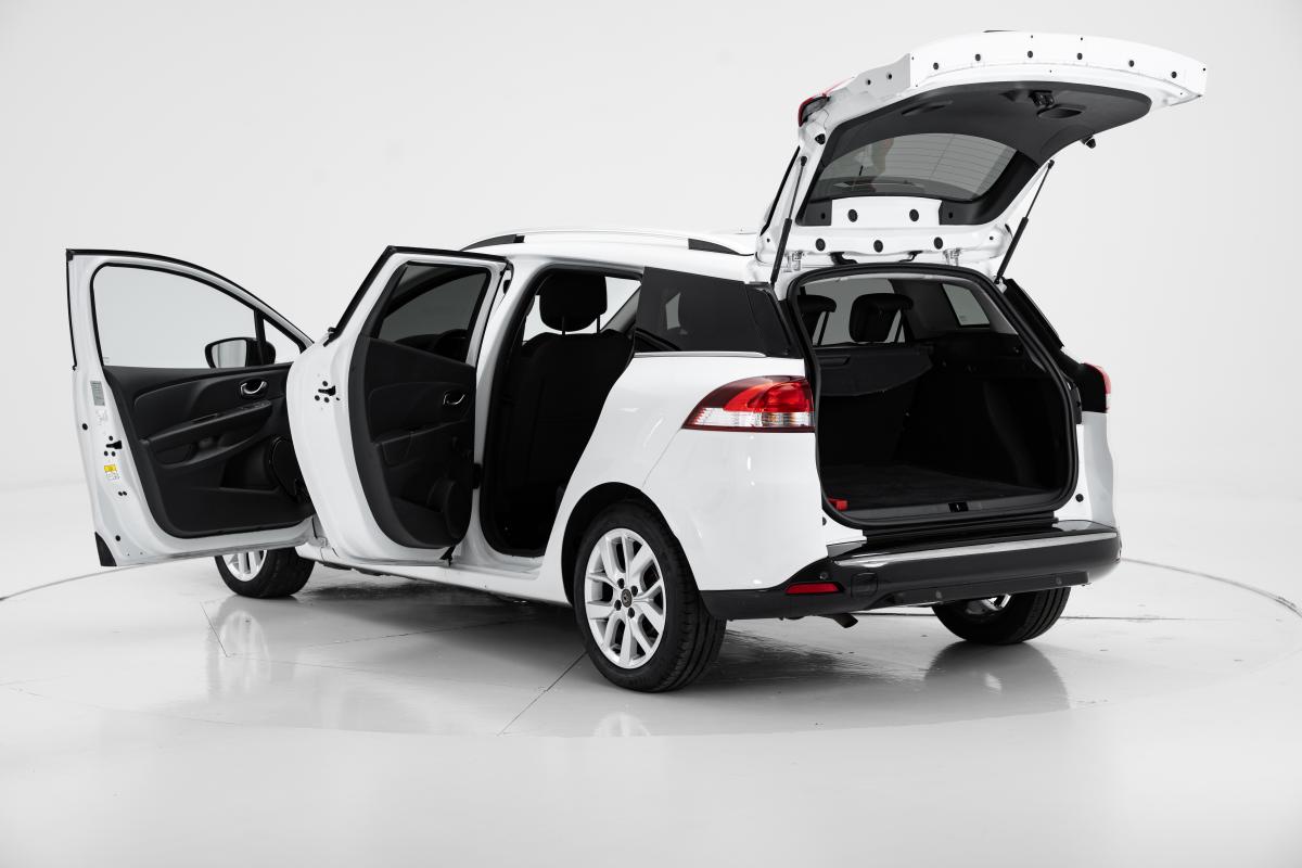 renault-clio-sport-tourer-2018-diesel-1461cc