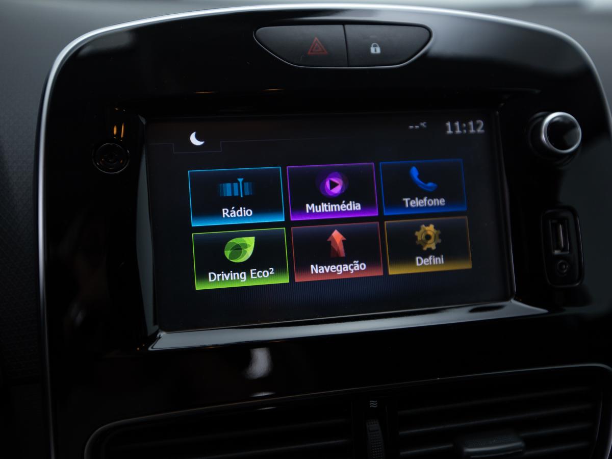 renault-clio-sport-tourer-2018-diesel-1461cc
