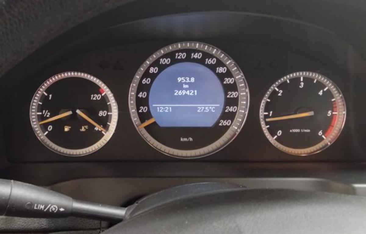 mercedes-benz-classe-c-2008-diesel-2148cc