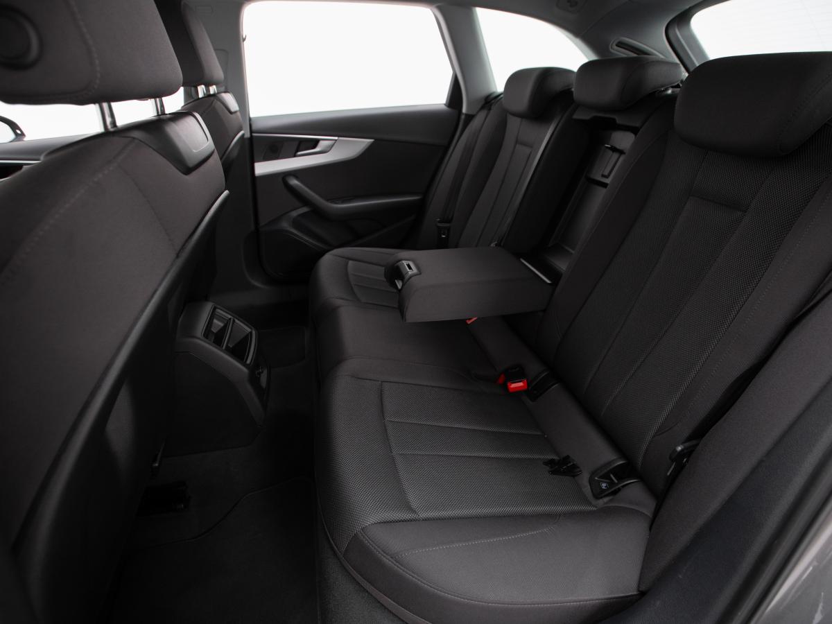 audi-a4-avant-2022-diesel-1968cc