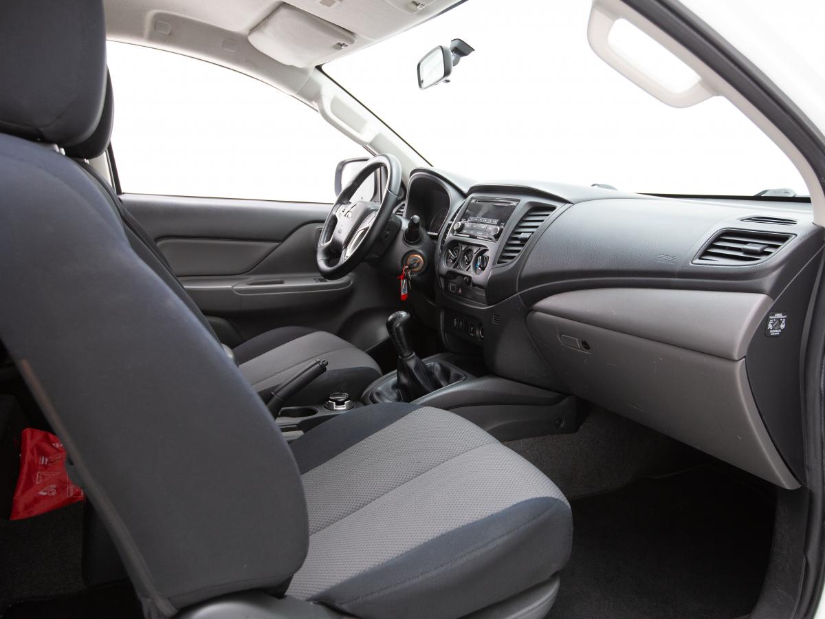 mitsubishi-l200-2019-diesel-2442cc