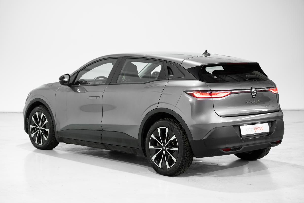 renault-megane-e-tech-2023-eletrico-0cc