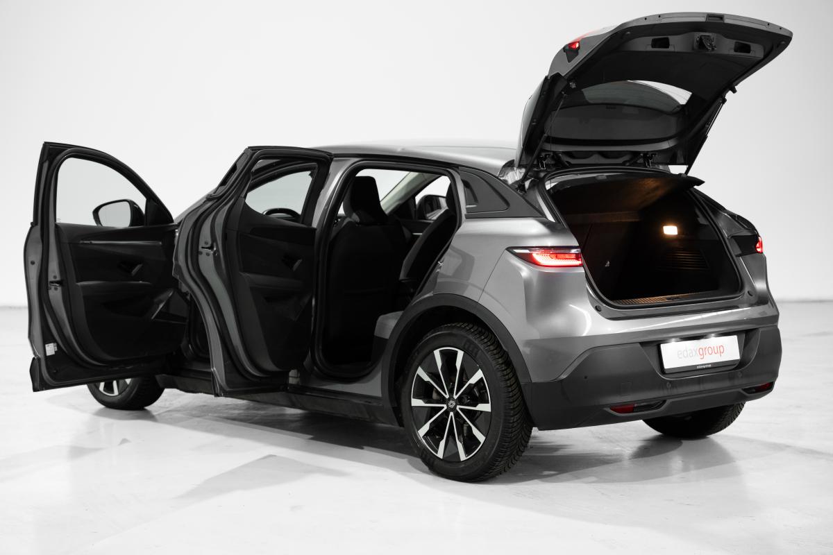 renault-megane-e-tech-2023-eletrico-0cc