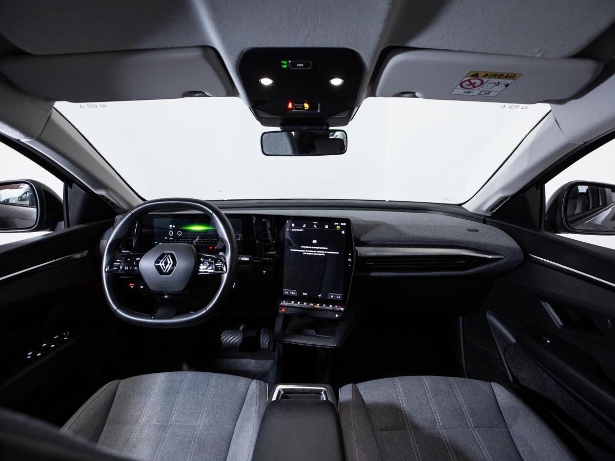 renault-megane-e-tech-2023-eletrico-0cc