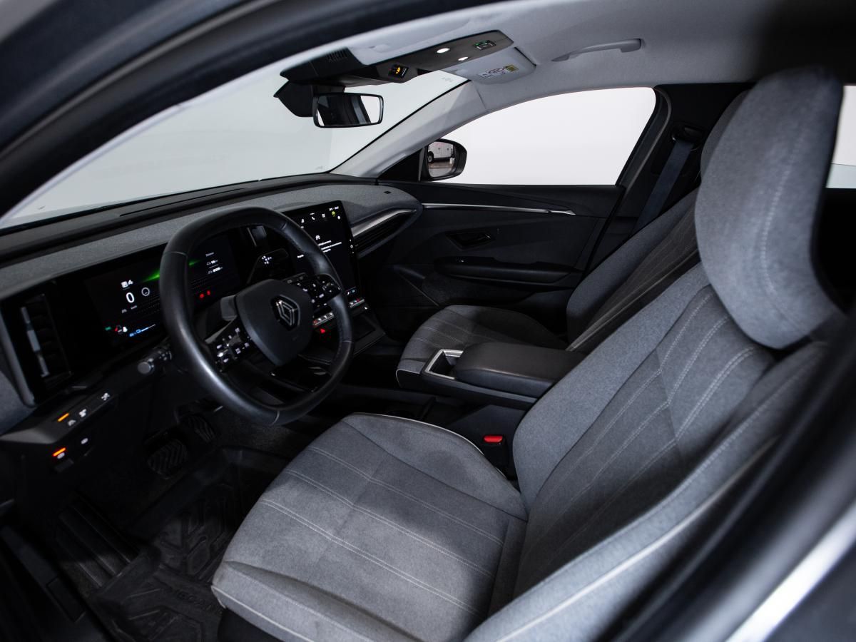 renault-megane-e-tech-2023-eletrico-0cc