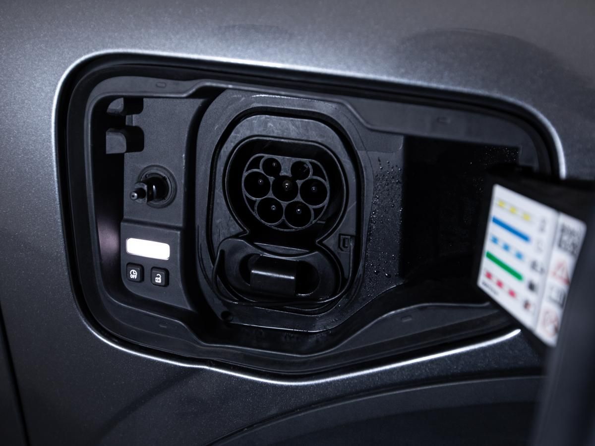 renault-megane-e-tech-2023-eletrico-0cc