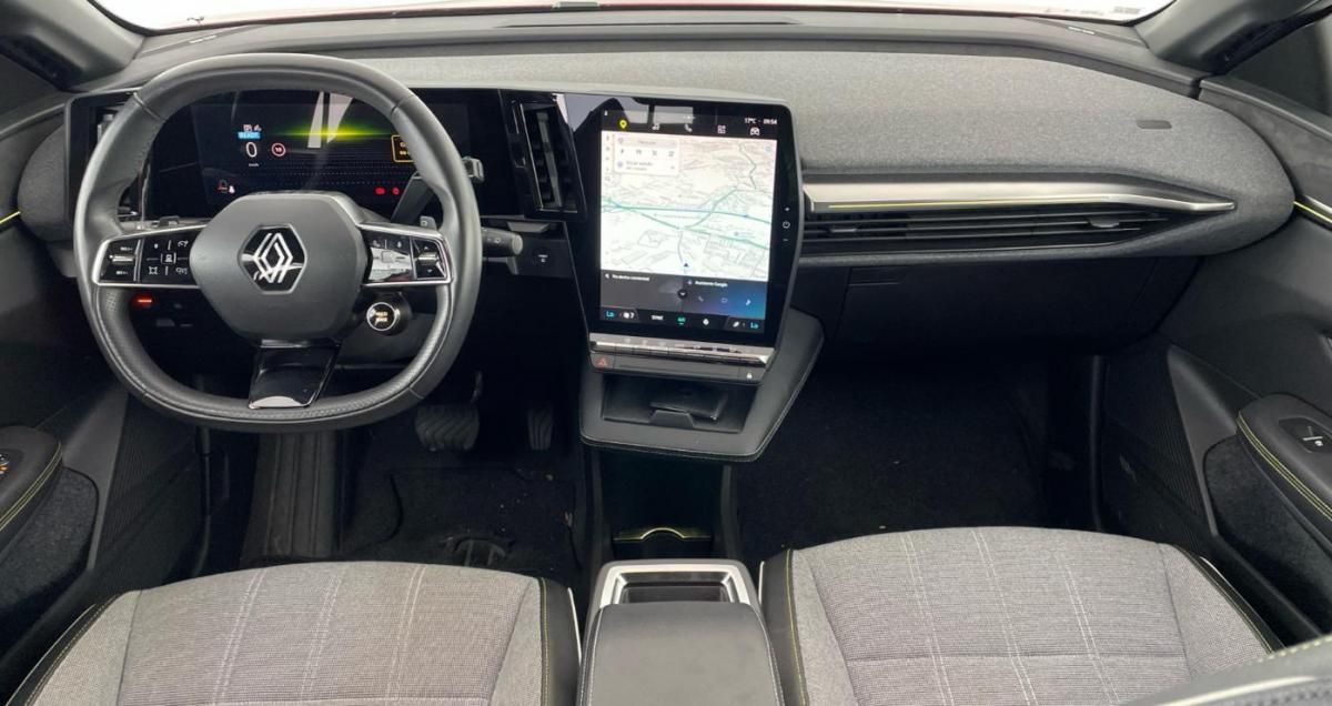renault-megane-e-tech-2024-eletrico-0cc