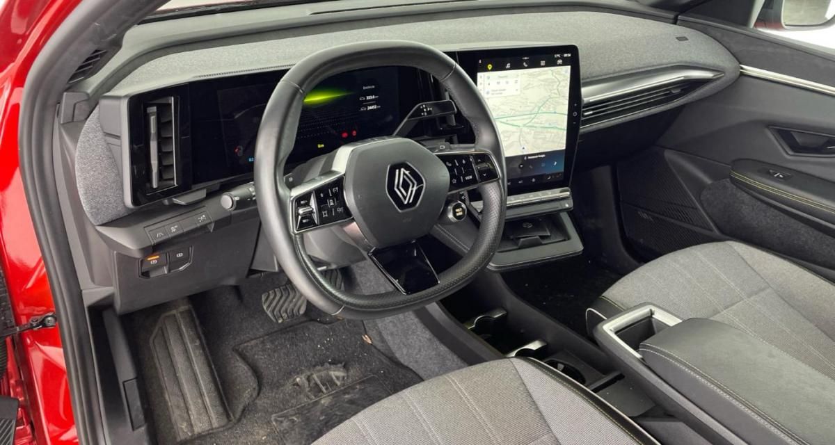 renault-megane-e-tech-2024-eletrico-0cc