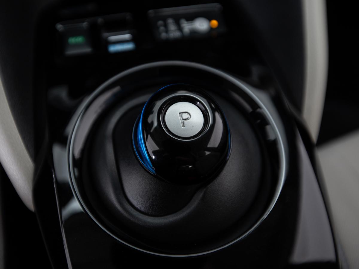 nissan-leaf-2022-eletrico-0cc