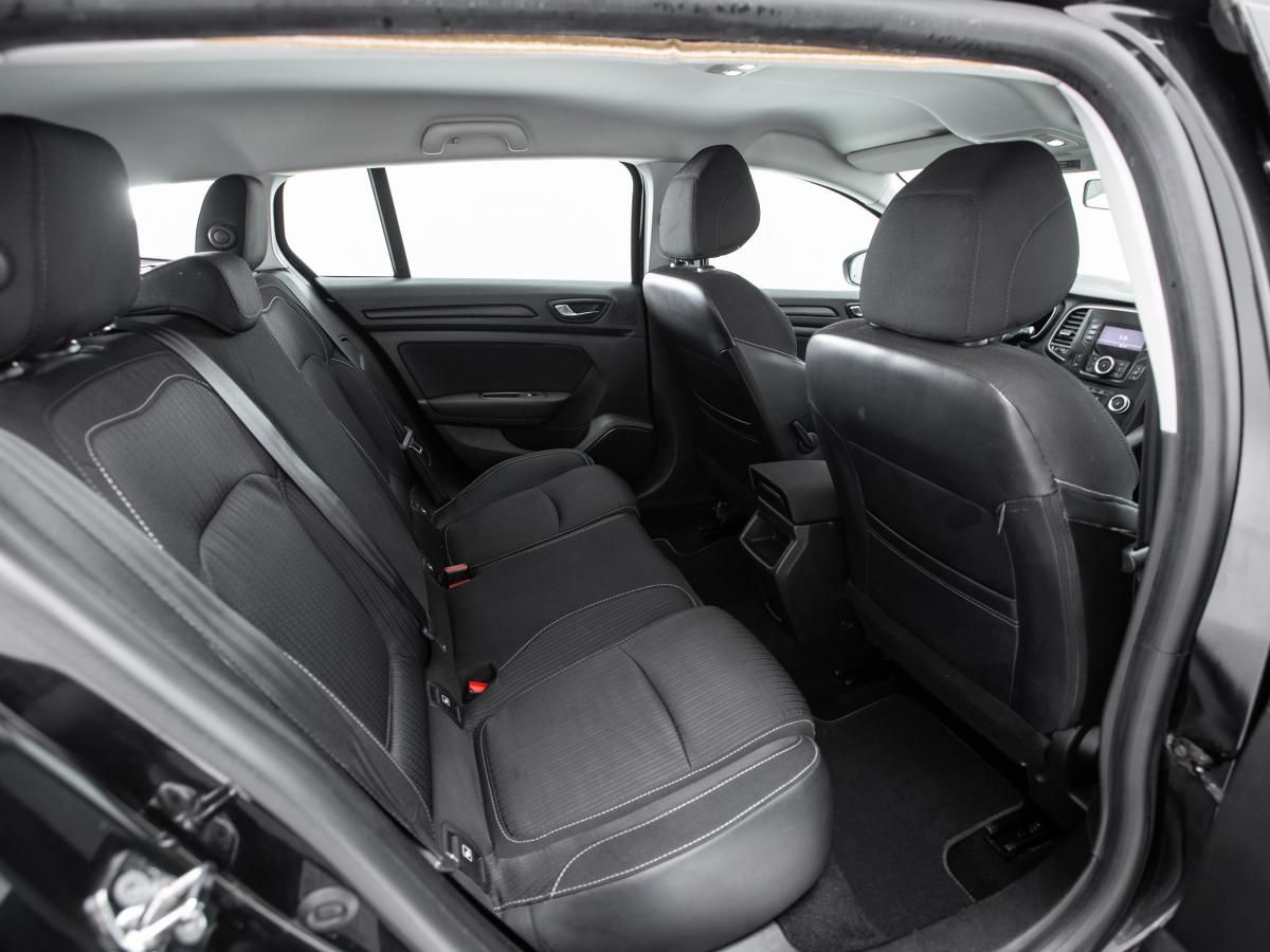 renault-megane-sport-tourer-2017-diesel-1461cc
